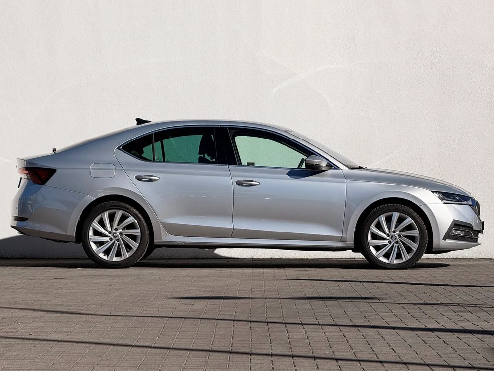 Skoda Octavia 2.0 TSI 4X4 Style DSG 190 KM — zdjęcie 3