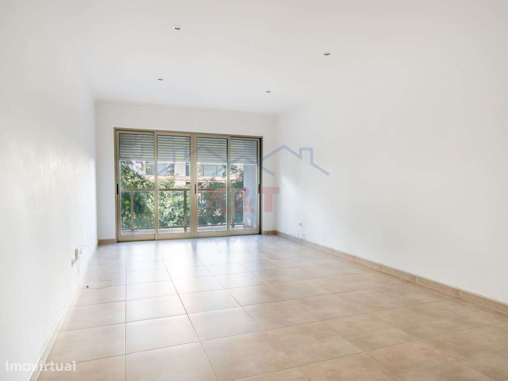 Apartamento T2 nos Jardins do Amparo-8