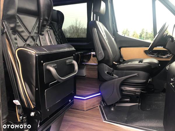 Mercedes-Benz Sprinter 519CDI - 16