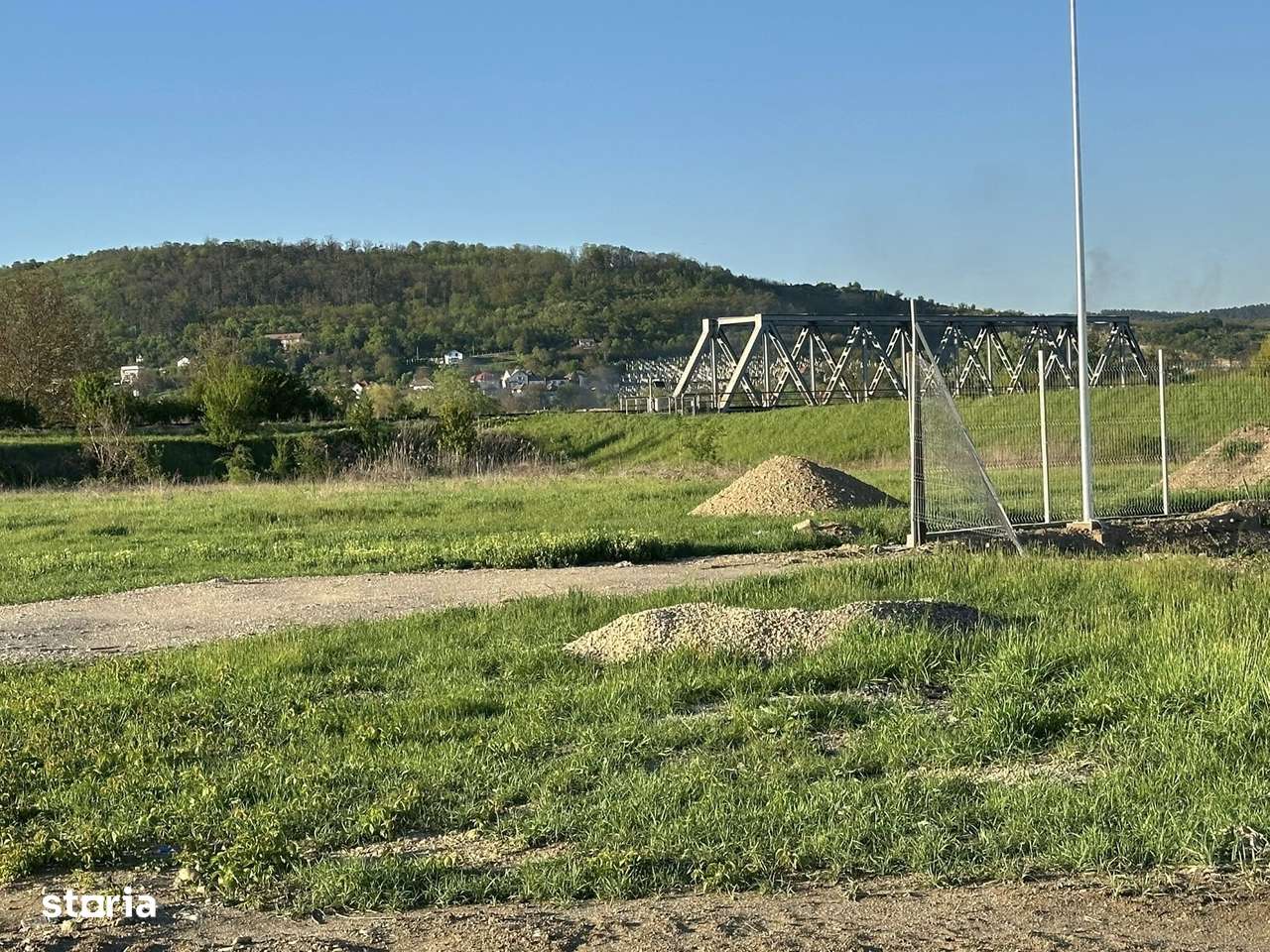 Teren, 10 000 m²,  - Imagine principală: 3/12