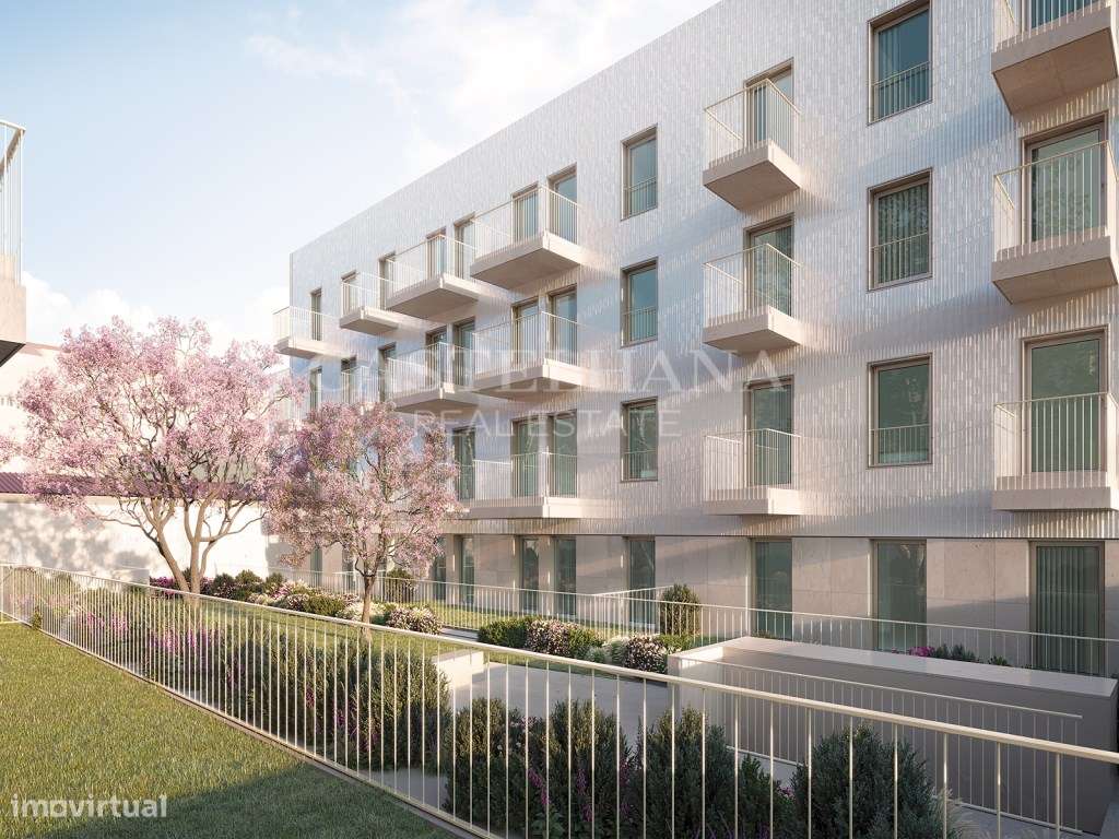 Apartamento T3 duplex com varanda em novo empreendimento em Alvalade - Grande imagem: 2/24