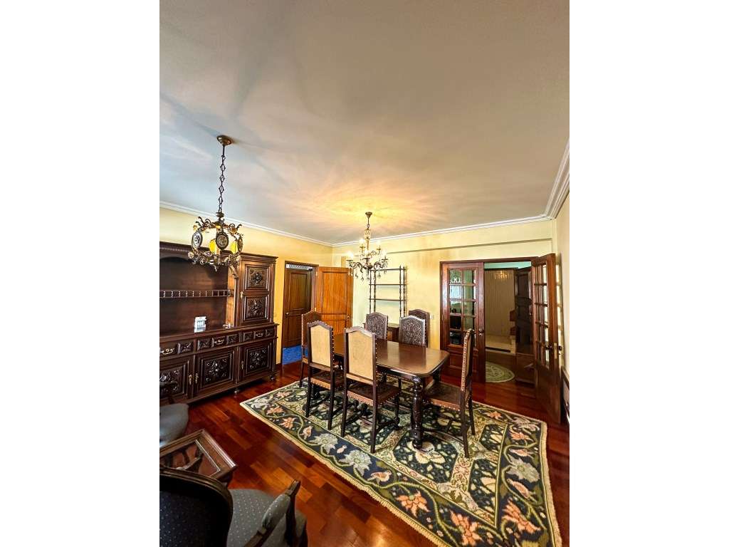 T3 Duplex, usado, com garagem de 24m2, no Bairro do Liceu em Aveiro - Grande imagem: 2/29