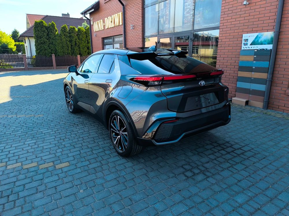 Toyota C-HR 2025