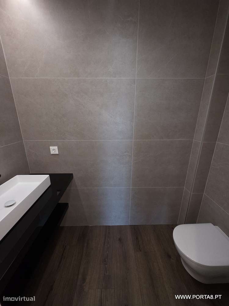 T2 NOVO COM GARAGEM - LEIRIA-11