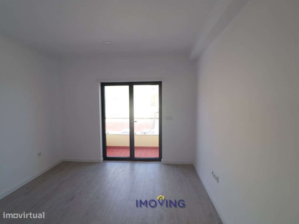 Apartamento T2 Novo - Arrecadação - Lavradio - Barreiro-11
