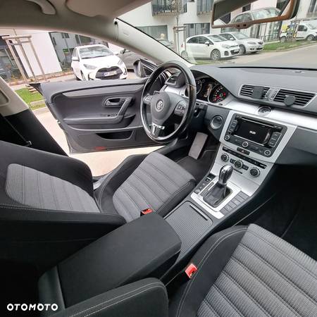 Volkswagen CC 1.4 TSI BMT DSG - 22