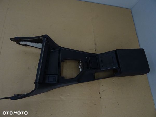 TUNEL ŚRODKOWY PODŁOKIETNIK BMW E39 LIFT KOMBI NR286 - 1