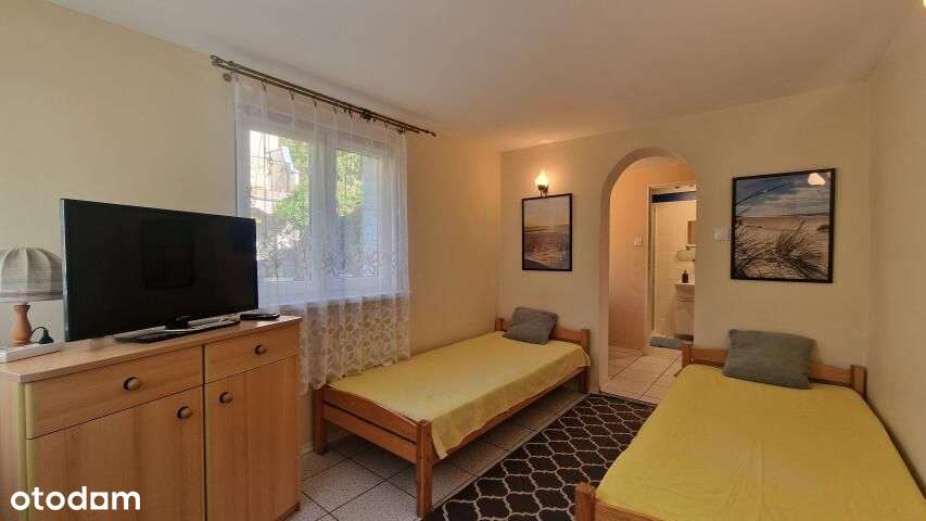 Pół bliźniaka z pokojami do wynajęcia blisko morza-1