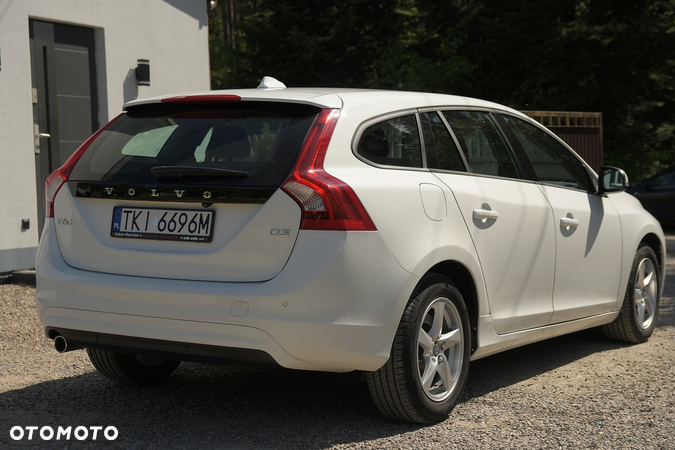 Volvo V60 D3 Drive-E Kinetic - 11