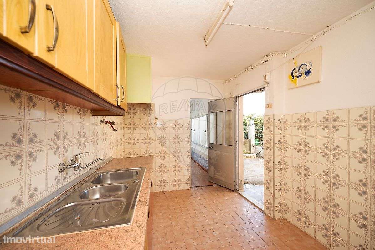 Moradia T4 para venda-16