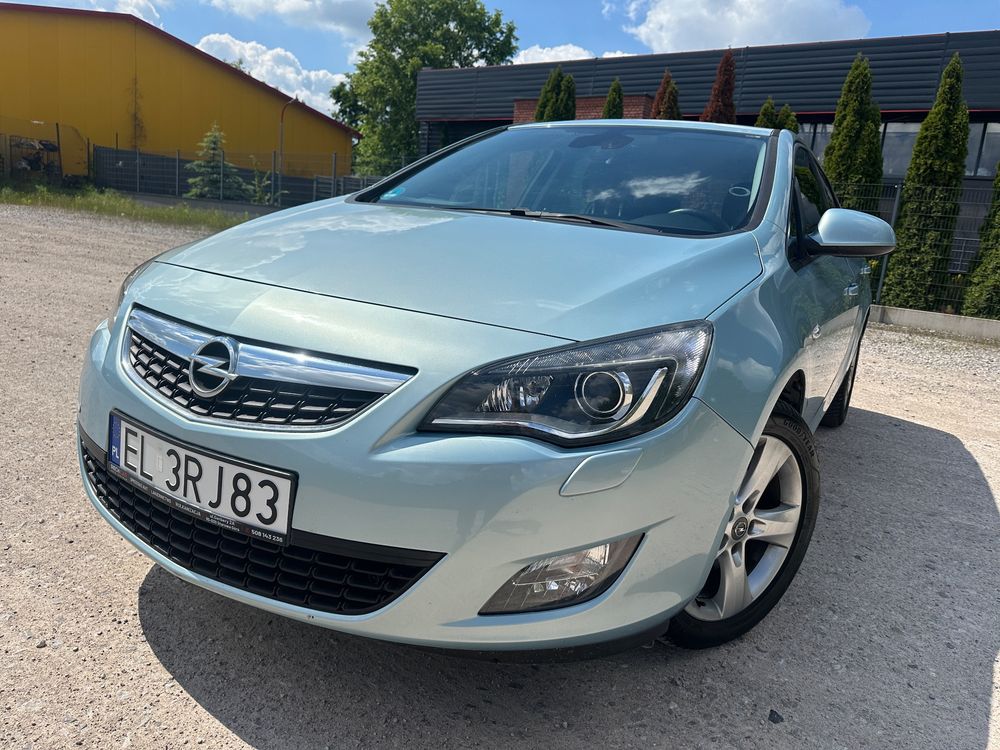 Opel Astra J (2009-2019) 1.6 Turbo Edition 2010