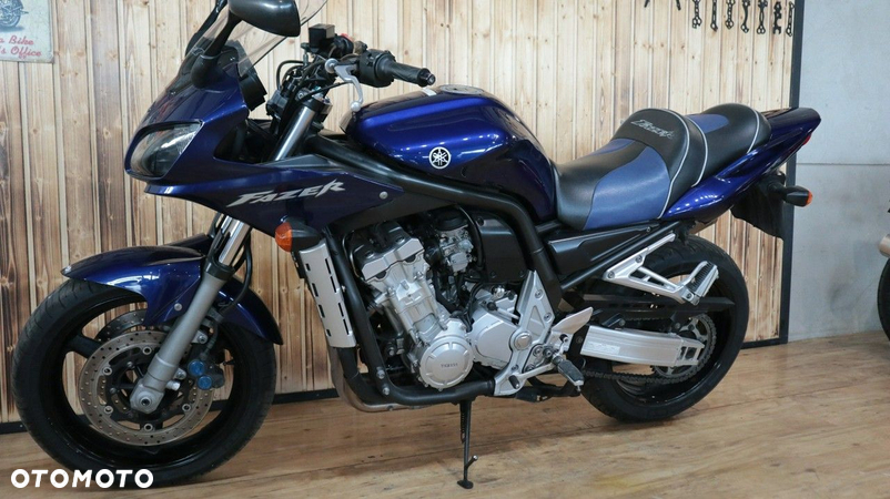 Yamaha FZS - 5