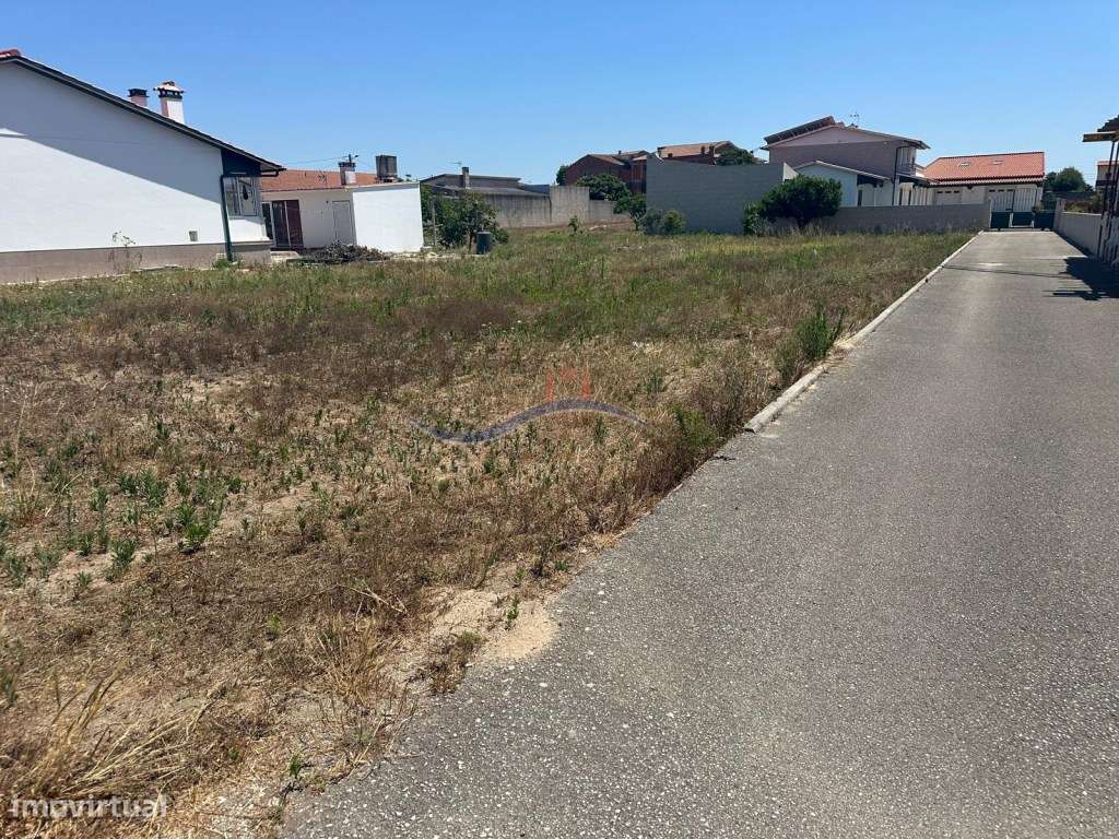 Terreno - zona Carvide - Grande imagem: 3/4