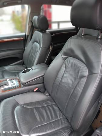 Audi Q7 3.0 TFSI Quattro Tiptronic - 8