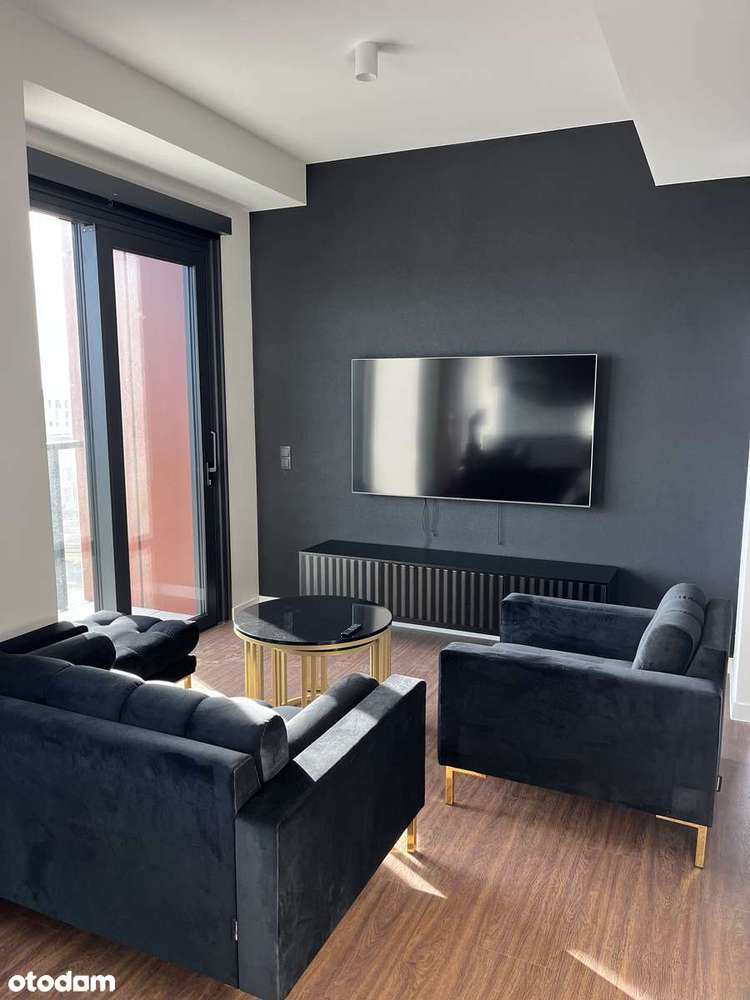 Panoramiczny widok | X i XI p.| Towarowa Towers | Najem okazjonalny - Pełny obrazek: 3/20