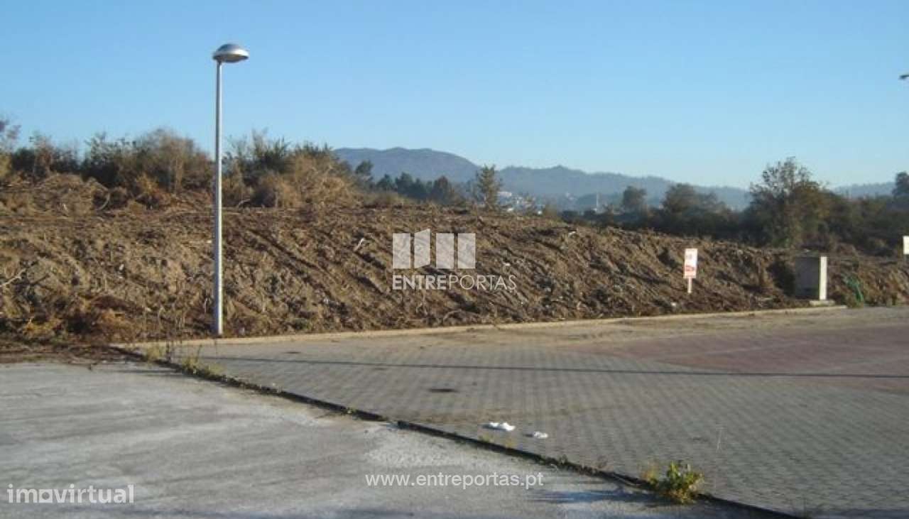 Venda de 4 Lotes, Meadela, Viana do Castelo - Grande imagem: 2/30