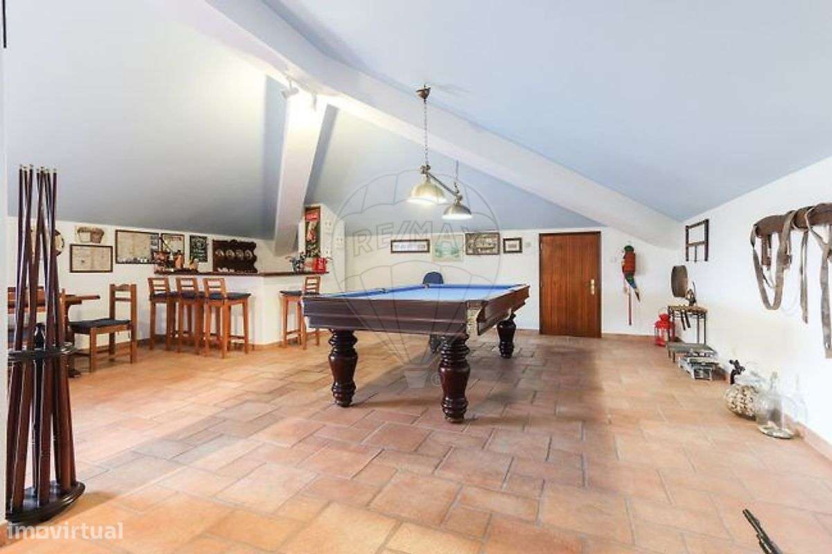 Moradia T4 para venda-12