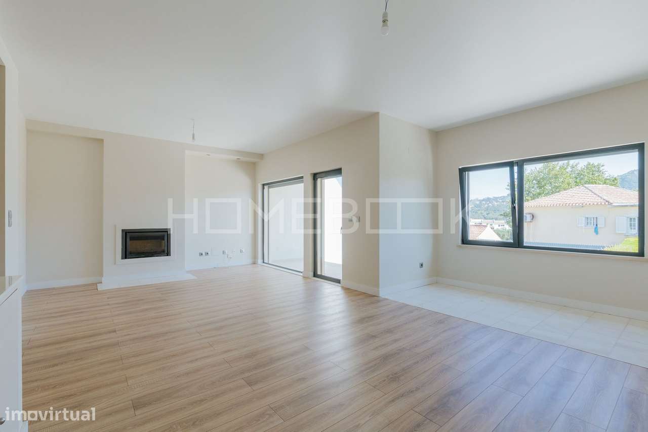 MORADIA T4+1 VÁRZEA DE SINTRA, 3 PISOS, GARAGEM e PISCINA-9