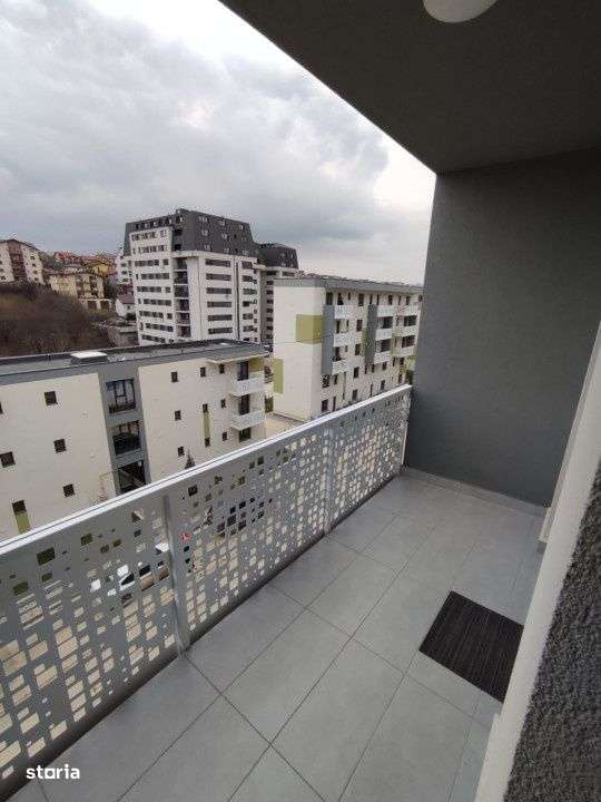 Apartament 2 camere decomandat Pacurari-Kaufland-Contemporan-8