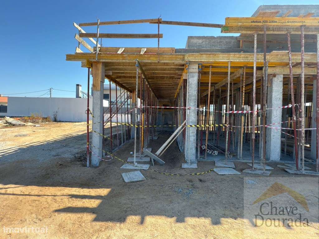 Nova Moradia T4 - Pinhal do General, Fernão Ferro - Grande imagem: 4/19