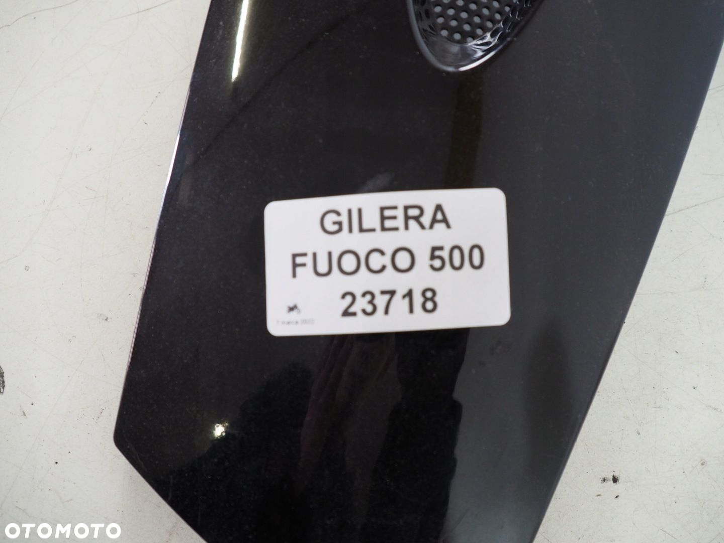 GILERA FUOCO 500 NOSEK PRZEDNI PRZÓD KRAWAT M1 - 8