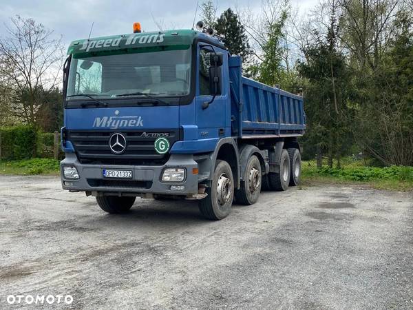 Mercedes-Benz Actros - 1