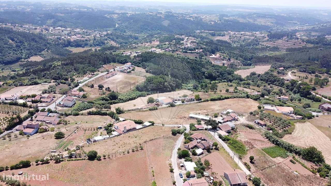 Moradia T4 para venda-7