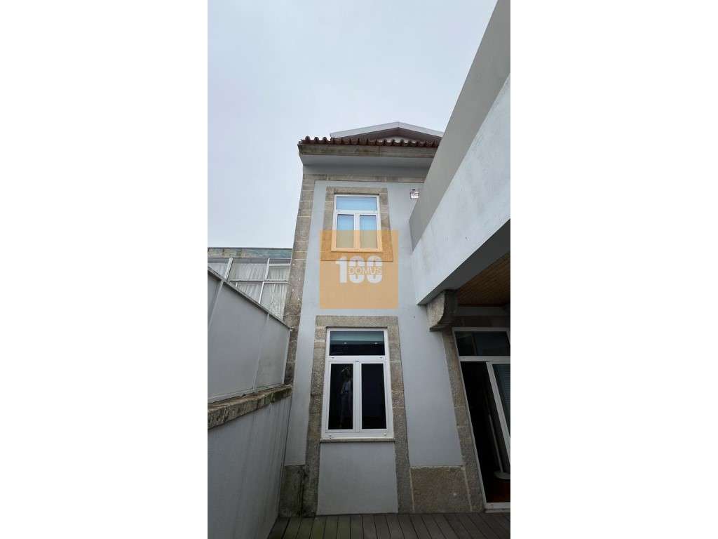 Prédio Burguês Reabilitado na Baixa do Porto com Licença AL - Grande imagem: 3/50