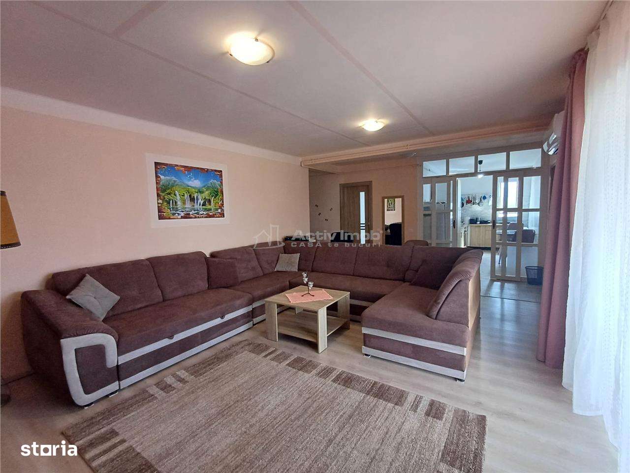 Apartament 4 camere 2 bai terasa mare de vanzare - Imagine principală: 2/13