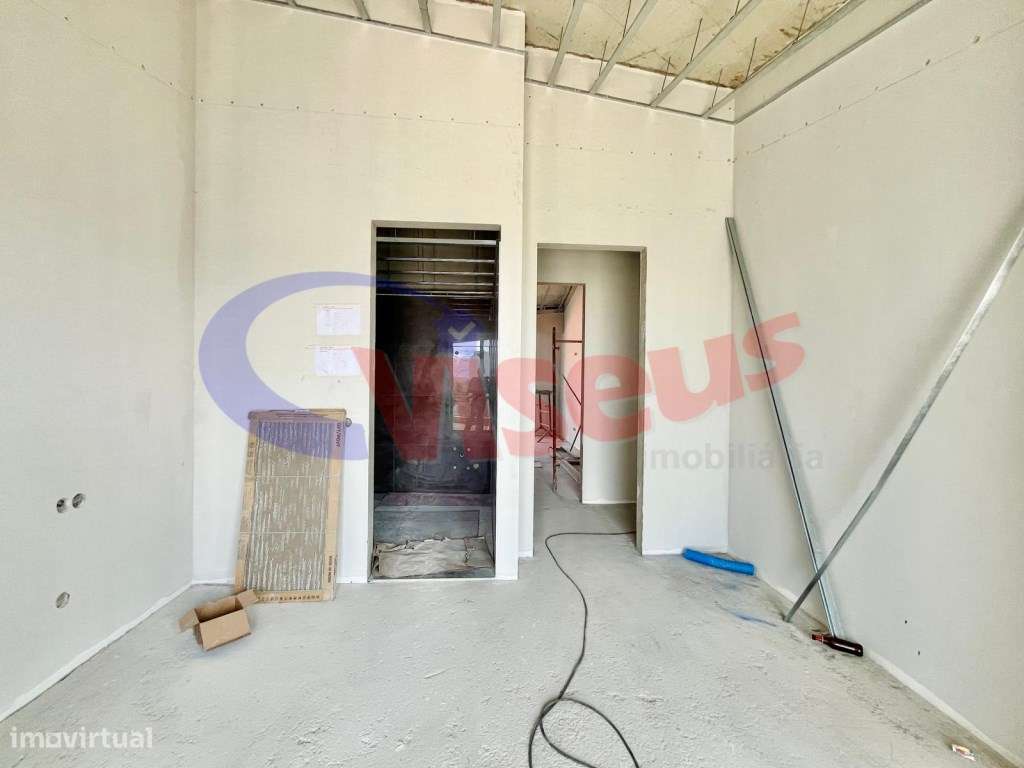 Moradia T3 + Escritório Nova junto à Praia Canidelo-34