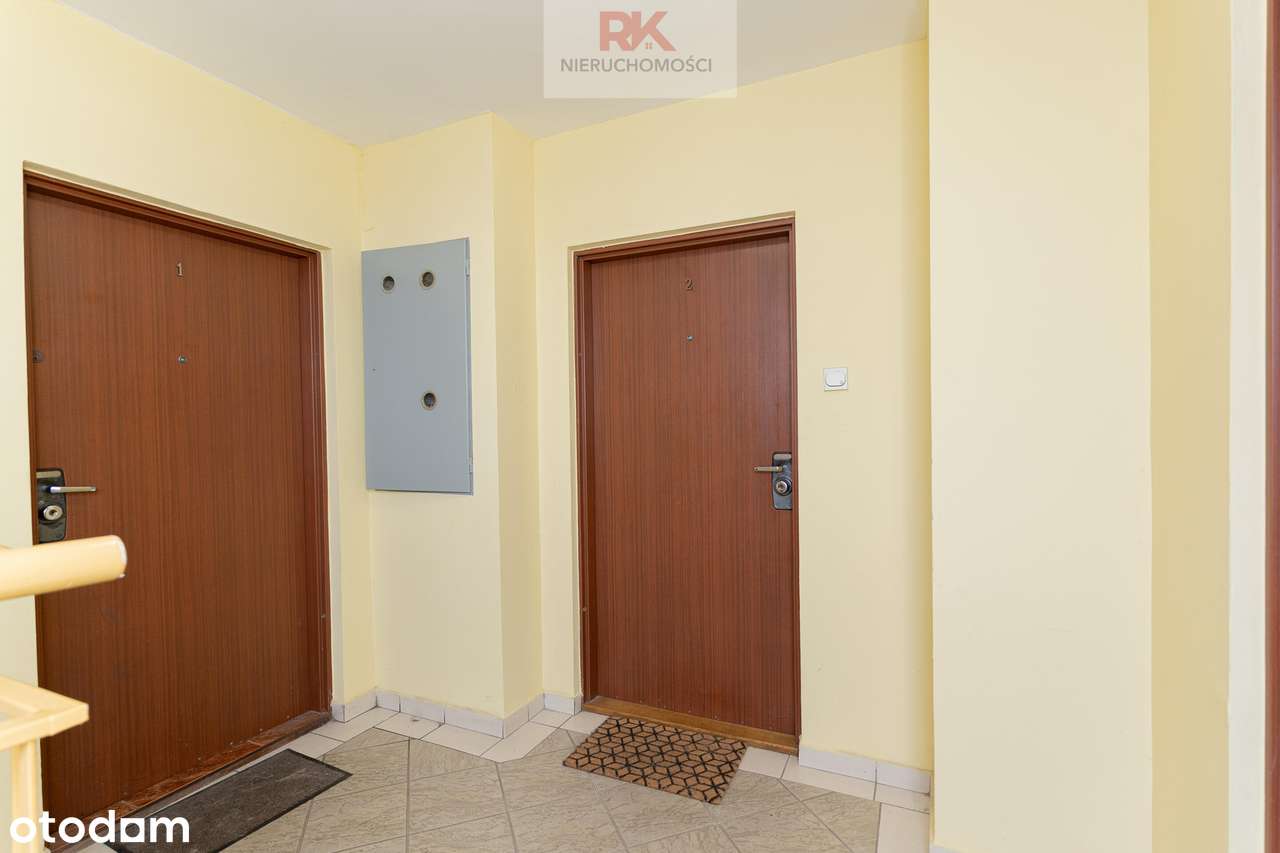 Do sprzedania mieszkanie po generalnym remoncie (2 pokoje, centrum)-14