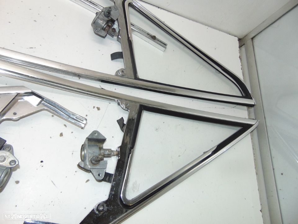 Bmw 1602, 2002, e 1800 e 2000 vidros triangulares da porta - 3