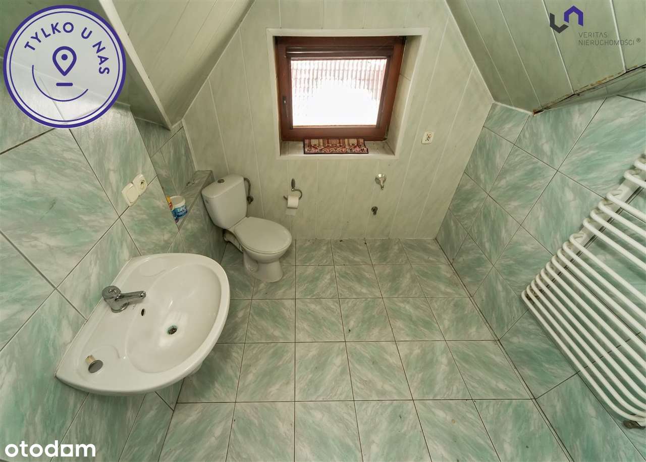 Dom z dwoma niezależnymi mieszkaniami w centum-16