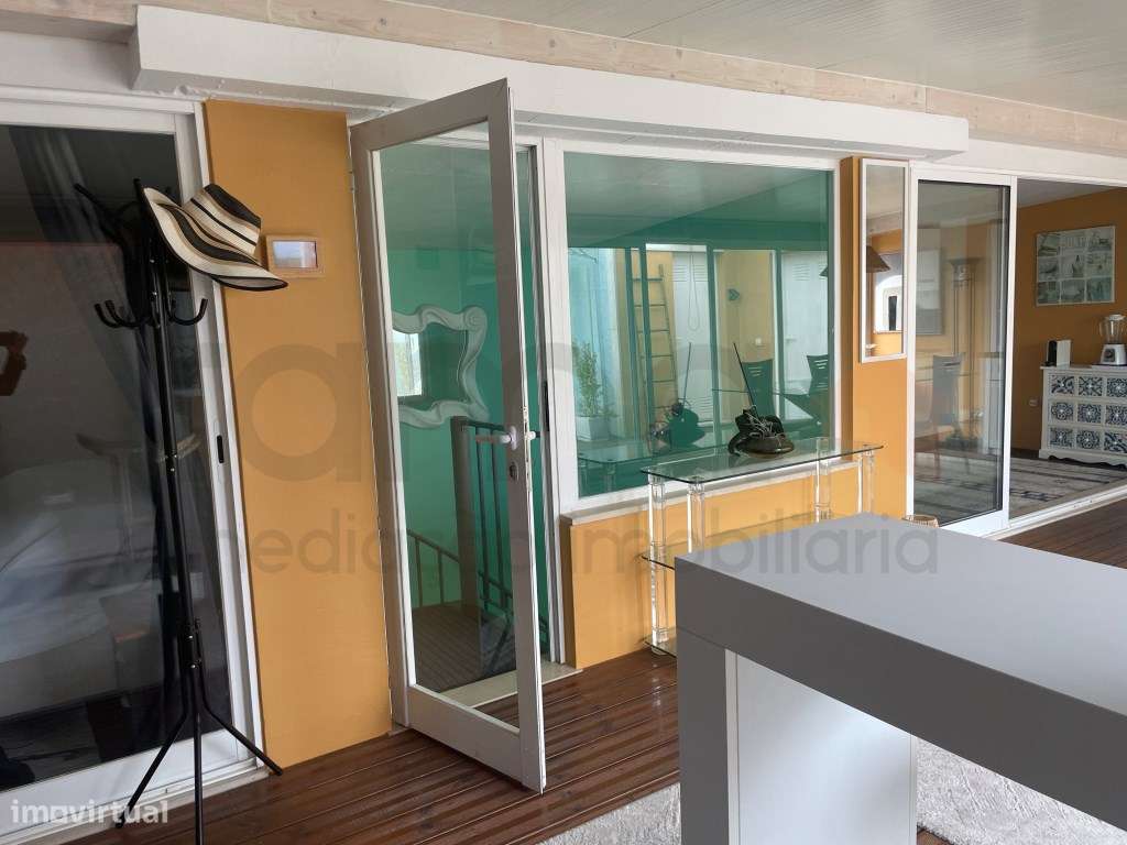 Penthouse Exclusiva com Terraço Panorâmico - Setúbal-14