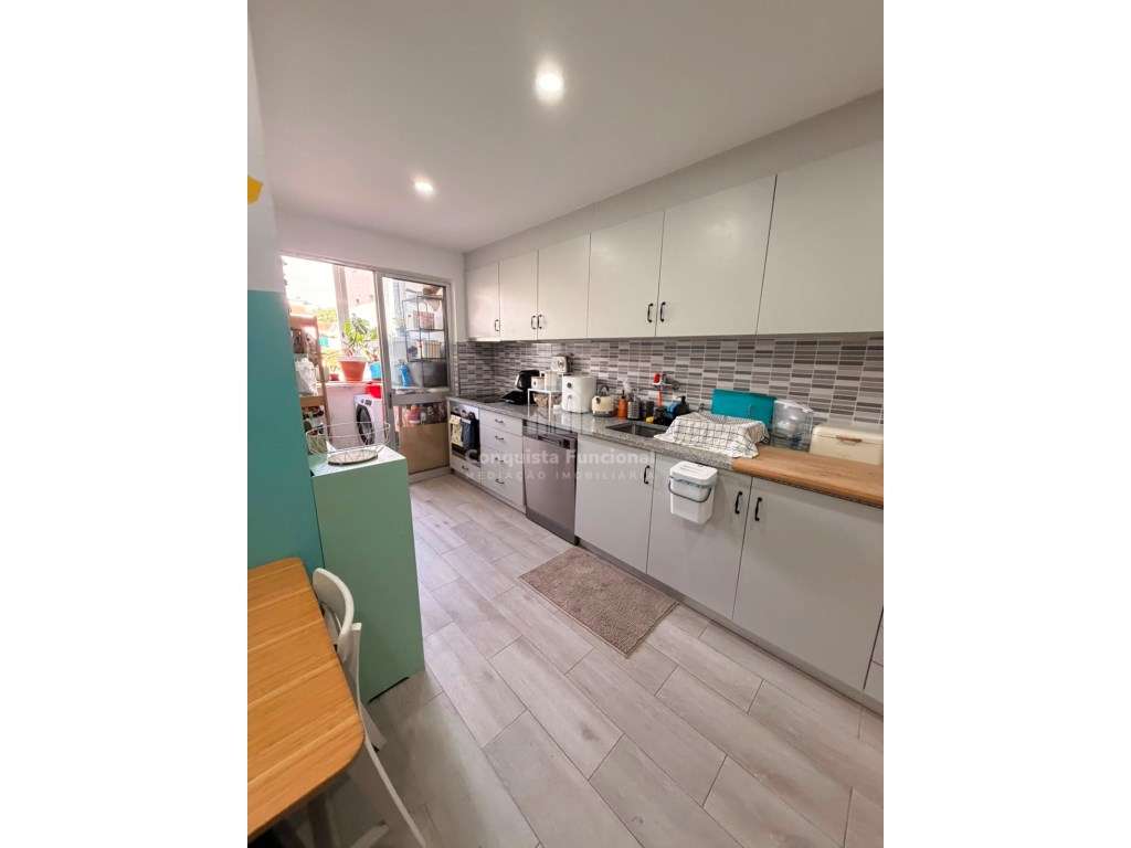 Apartamento T3 com Lugar de Garagem | Quinta do Arieiro - São João ...-6