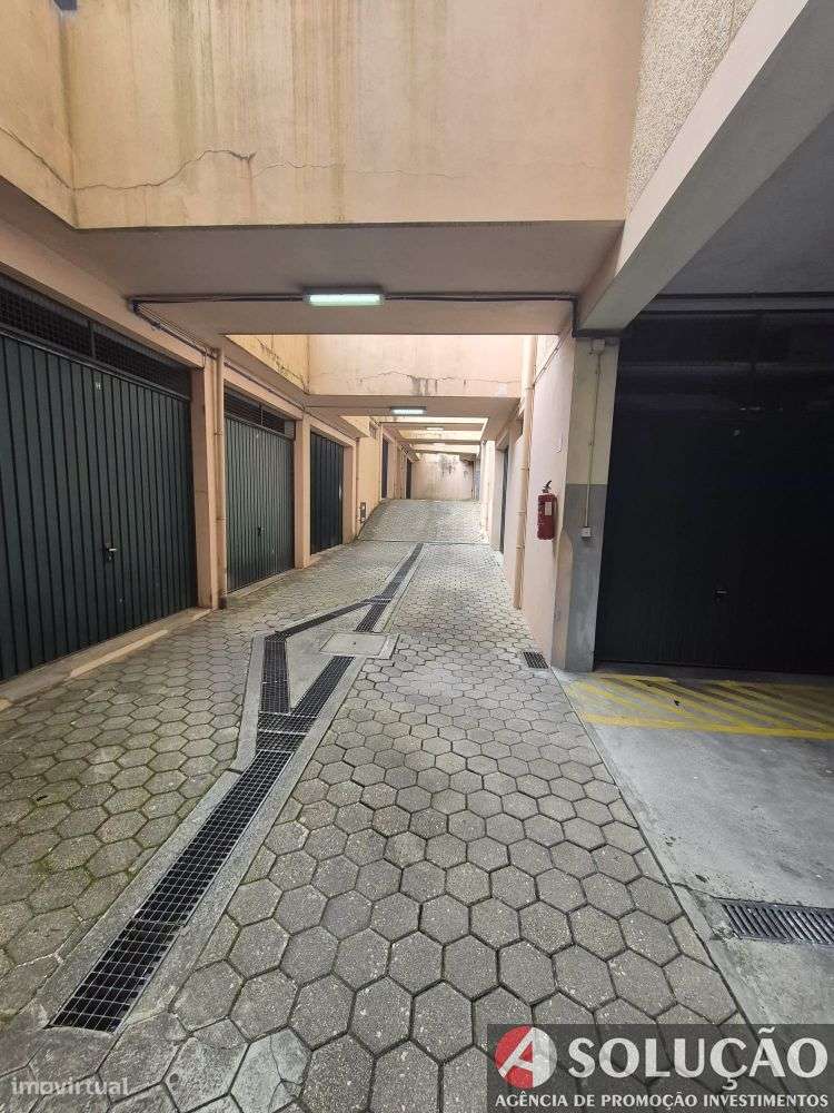 Apartamento T2 em Oliveira do Douro-35