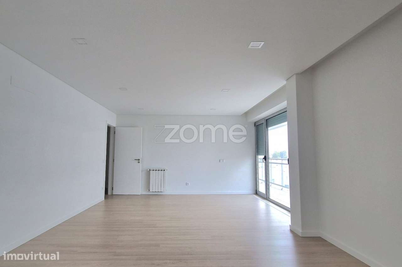 Nova Construção| T2 Quinta Santa Maria| Centro Cidade - Grande imagem: 4/13