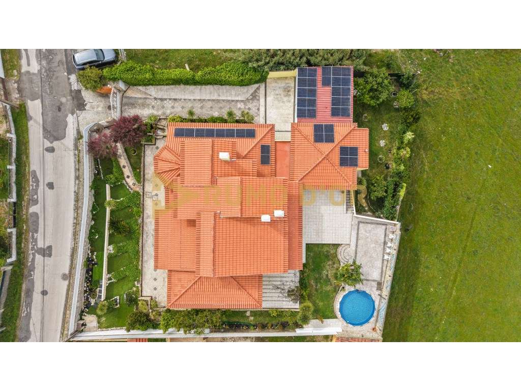 Moradia Exclusiva com áreas Independentes - junto a Arruda dos Vinhos-2