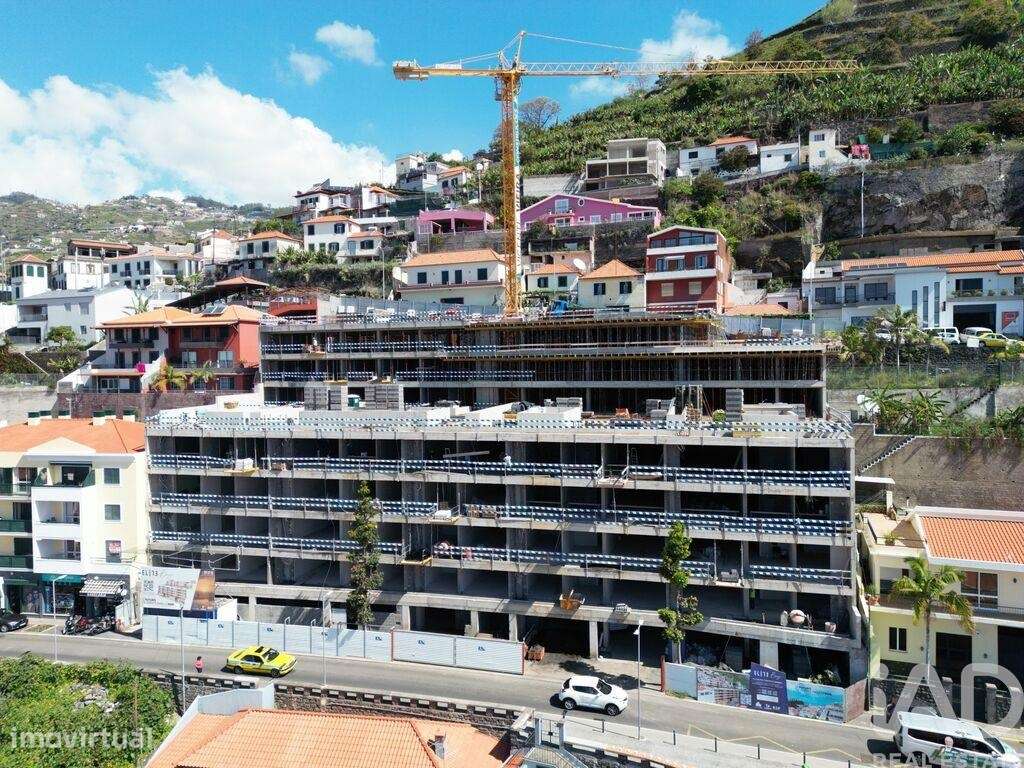Apartamento T2 em Câmara de Lobos de 180,00 m2 - Grande imagem: 3/18