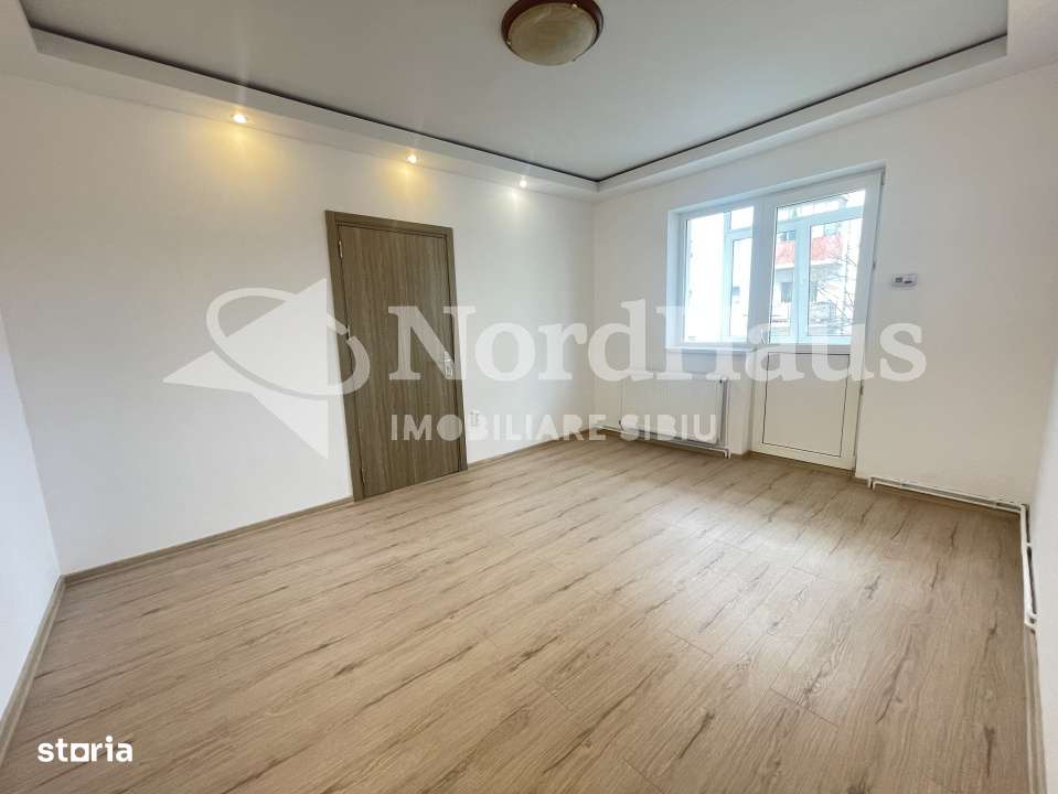 Apartament 3 camere | zona Rahovei | 45 mp | Et 1 | Balcon-1