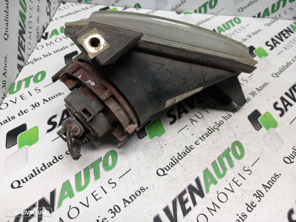 Farol Nevoeiro Fiat Palio (178_) - 2