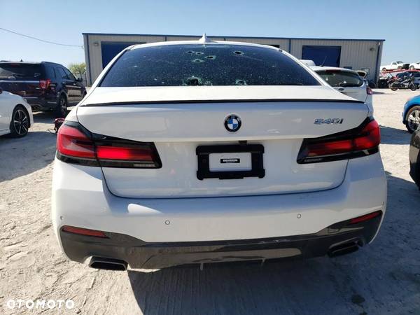 BMW Seria 5 540i mHEV - 4