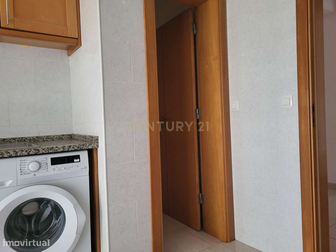 IMÓVEL ARRENDADO ATÉ MARÇO 2026  Apartamento T2 - Grande imagem: 3/13