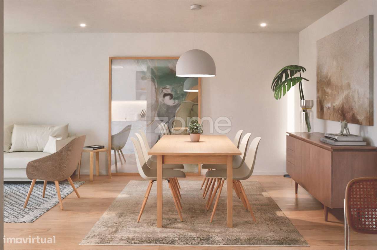 Apartamento T2 Com Varanda Garagem E Arrumo Unique Padrao Da Leg