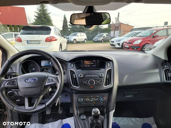 Ford Focus 1.6 SYNC Edition - 5