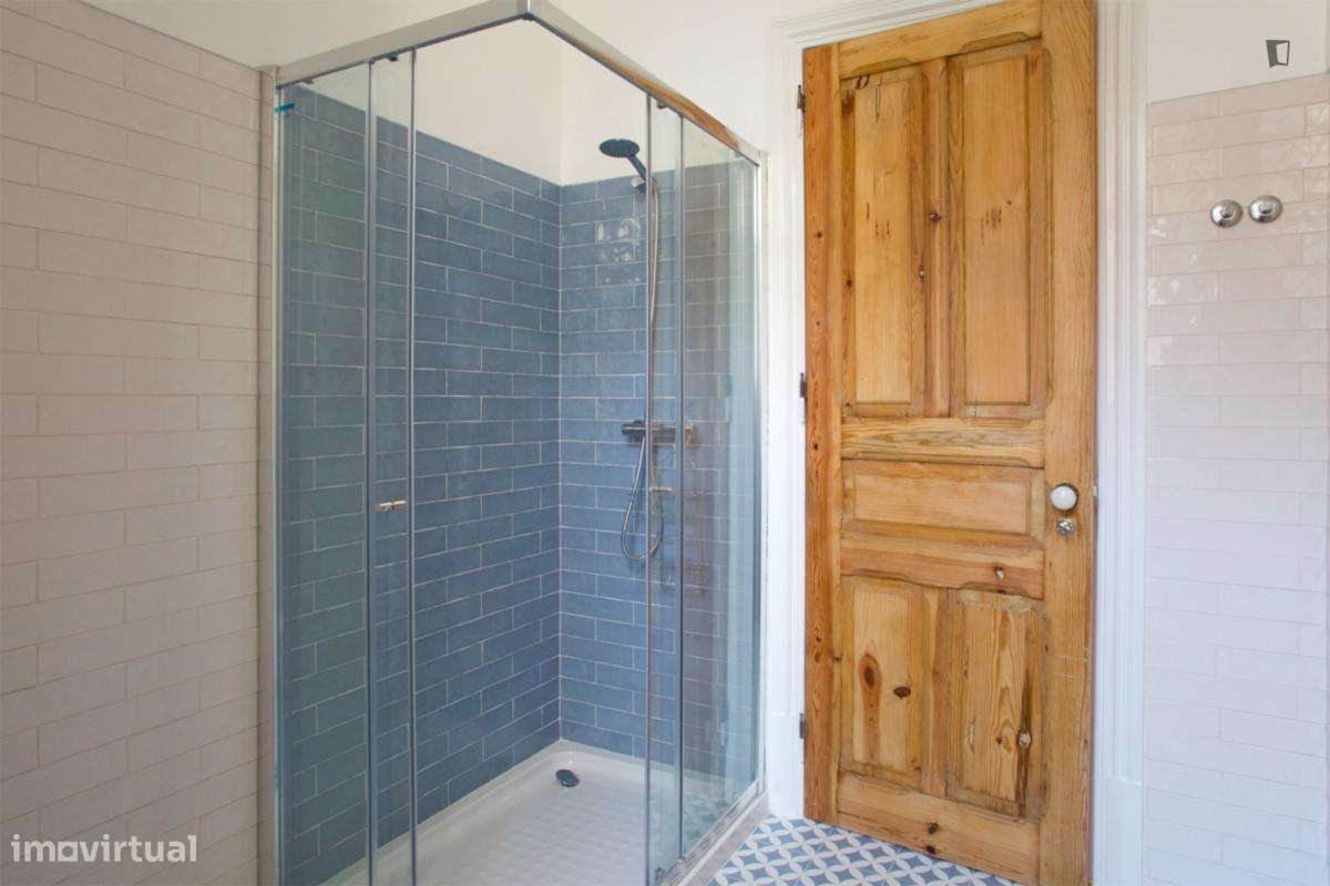 Quarto - localizado em Saldanha Lisbon - Grande imagem: 2/17