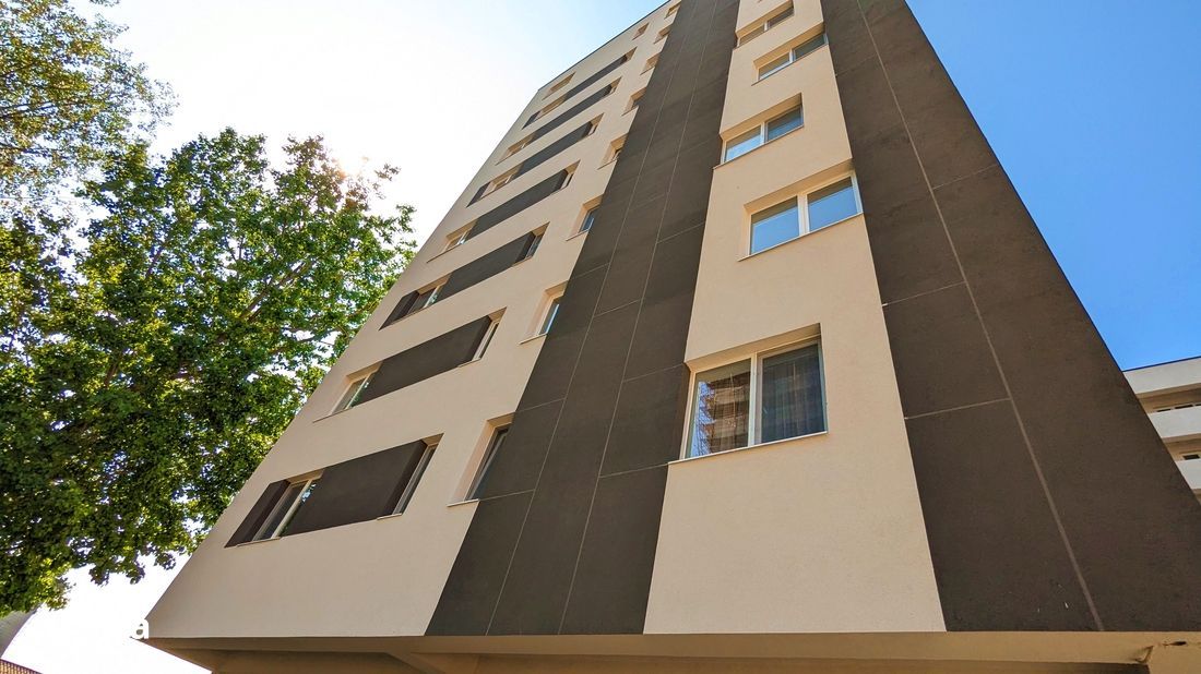 Apartament 3 camere, bloc nou, Str. Luica