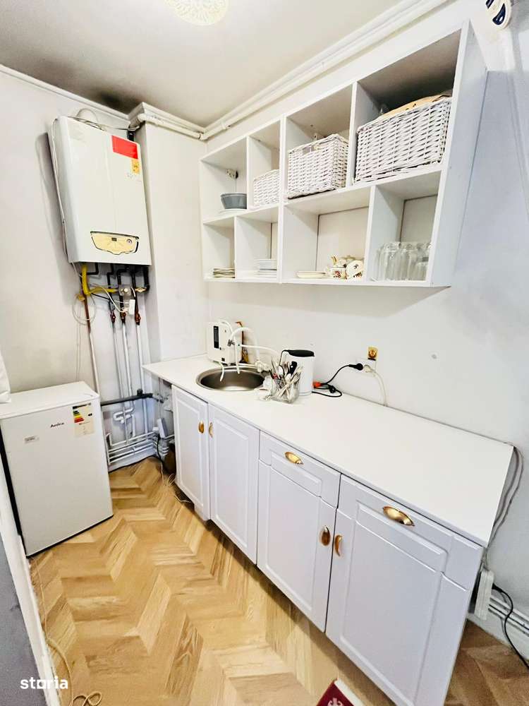 Garsoniera de vanzare zona Calea Bucuresti - Imagine principală: 3/13