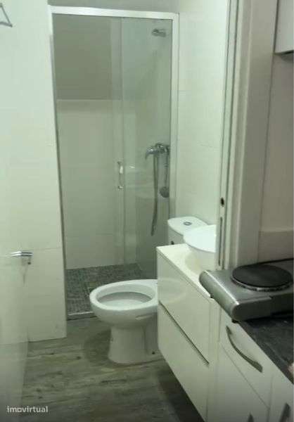 Estudio de solteiro para arrendar ( entrada imediata) - Grande imagem: 4/7