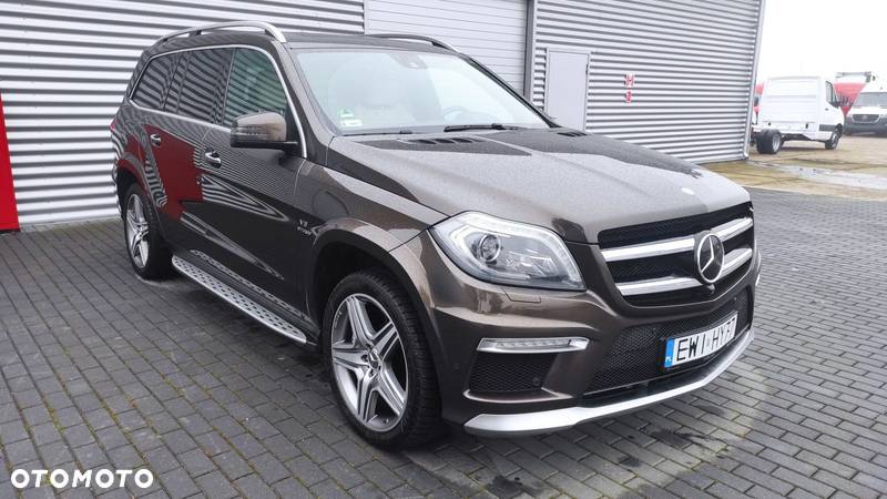 Mercedes-Benz GL 63 AMG - 2